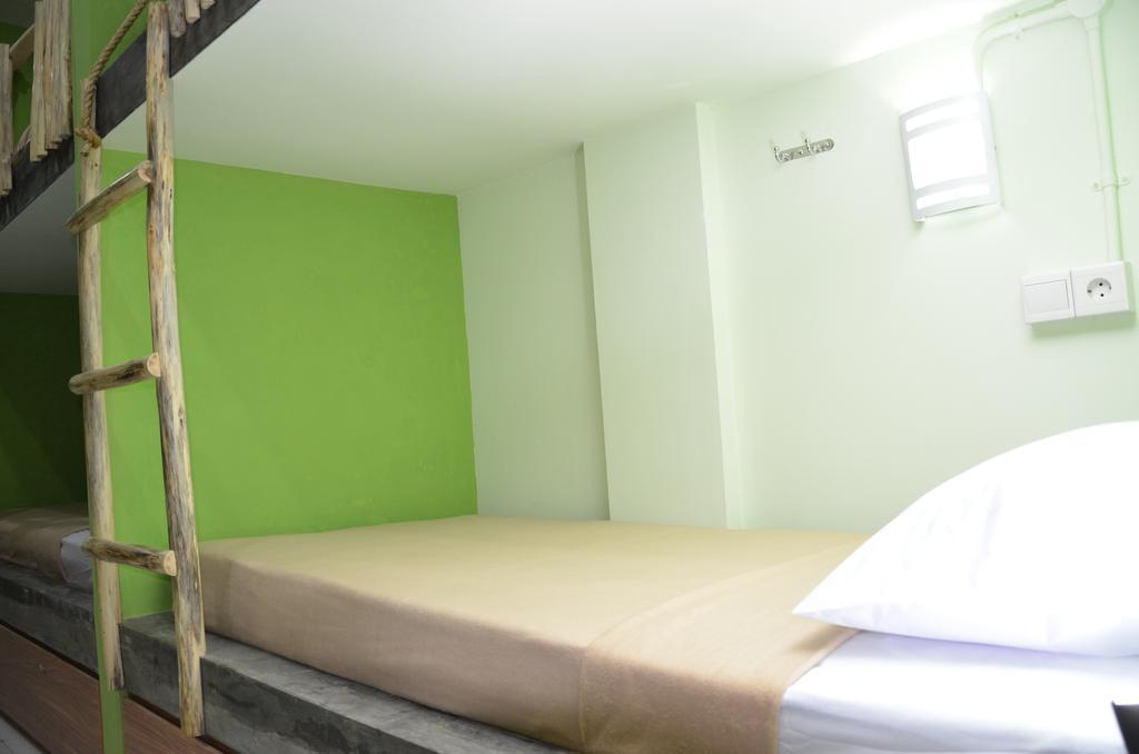 The Eco-Living Hostel Dempassar Quarto foto